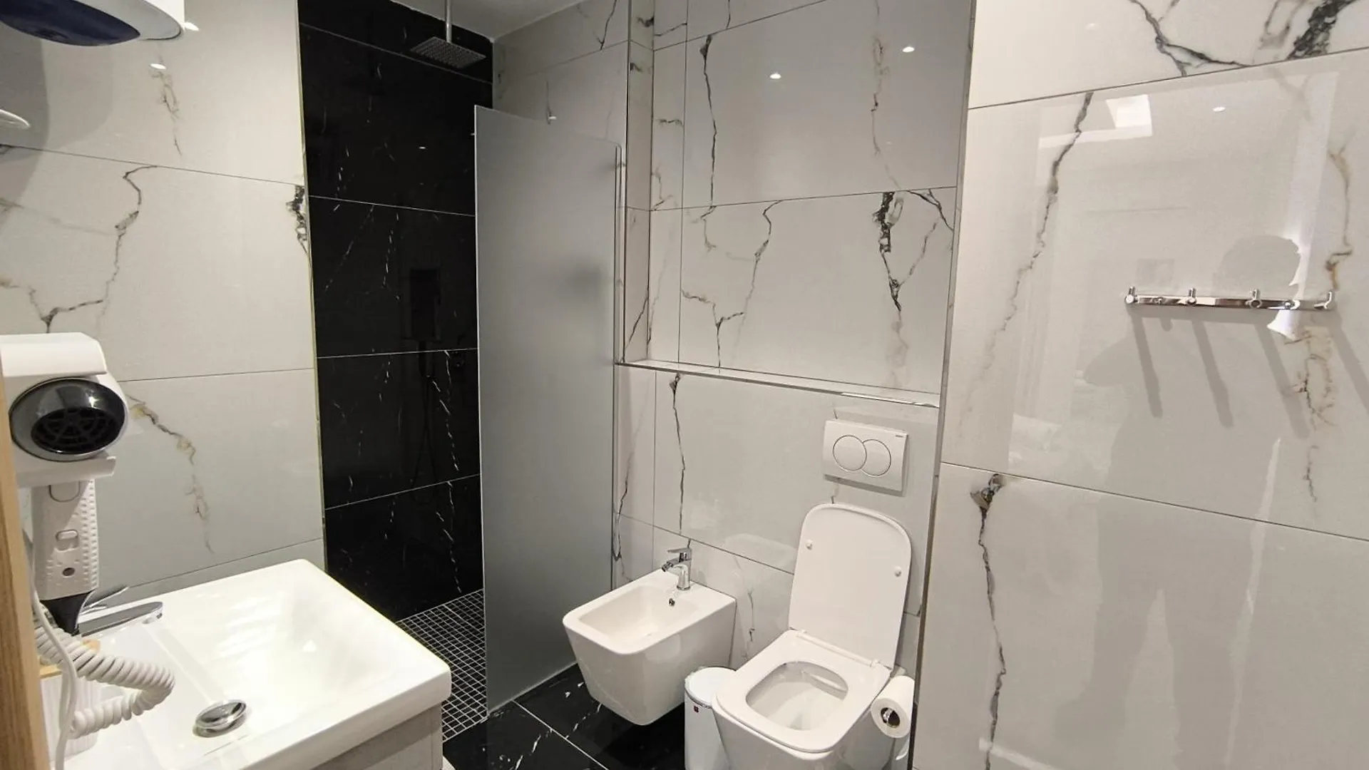 James Studio Tirana Apartment